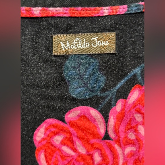 Matilda Jane Black Floral Rose Print Long Sleeve Tunic Top Women's XXL - Picture 5 of 16